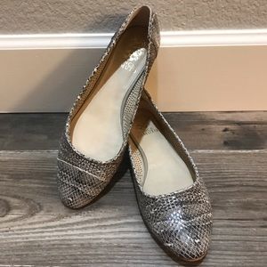 Vince Camuto Black/White Snake Print Ballet Flat